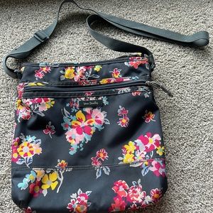 Vera Bradley crossbody bag, with pink and yellow flowers